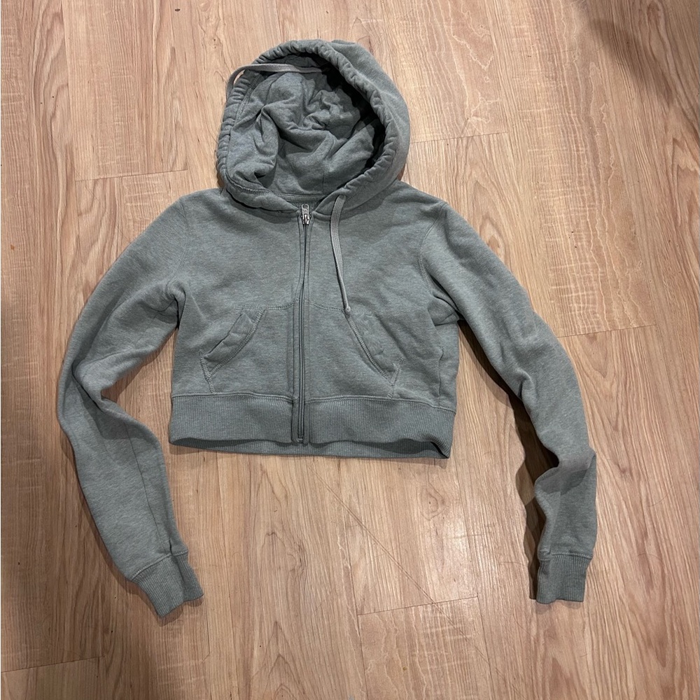 Hollister Heather Gray Cropped Hoodie